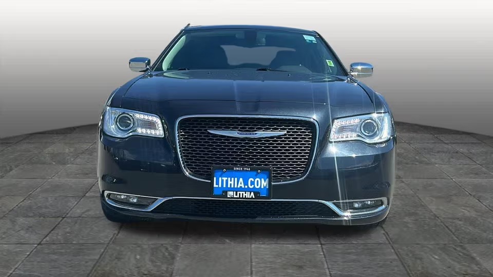 2019 Chrysler 300