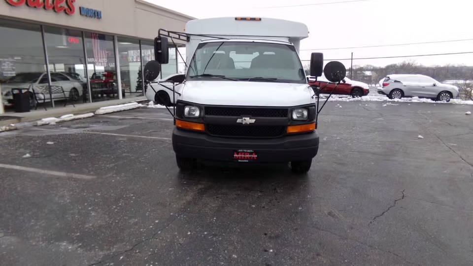 2007 Chevrolet Express Commercial Cutaway