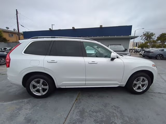 2016 Volvo XC90